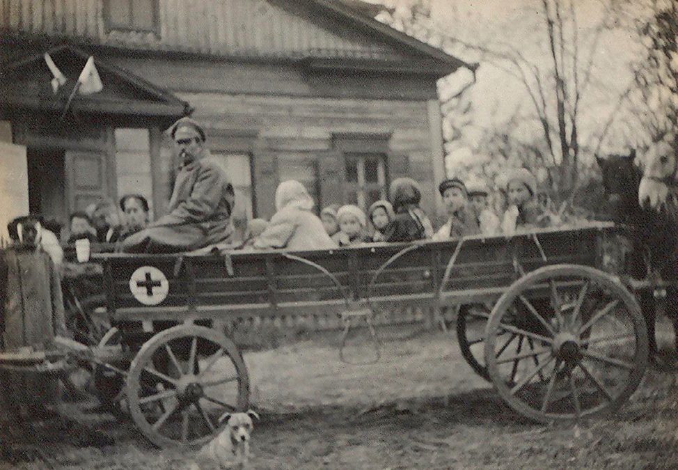 Ewakuacja sierot z Bobrujska, 1915